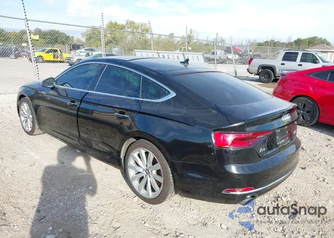 2018 Audi A5 2.0T Premium z USA, uszkodzony, nr VIN WAUBNDF52JA090989